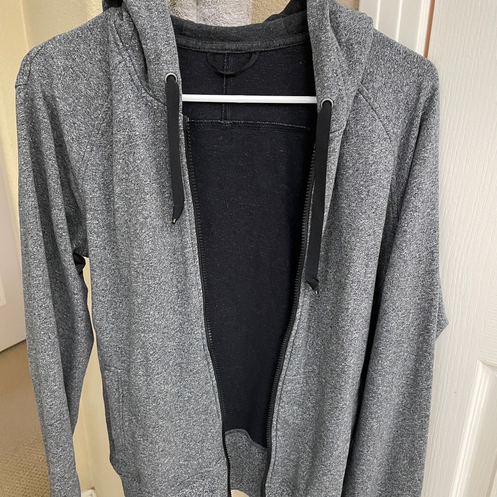 LULULEMON gray hoodie zip up size 6